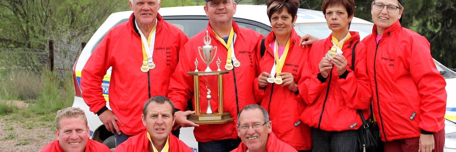 Die Vasbyt Stappers, voor vlnr Tommie Visagie, Frans Groenewald en René Human. Agter vlnr is Michael Vermeulen, Riaan Mostert, Delecia Louwrens, Jacky Hildebrand en Wena Heydenrych. 